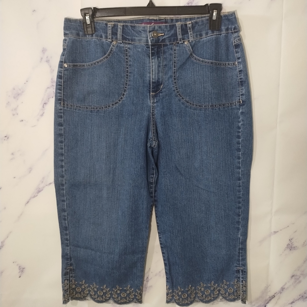 Gloria Vanderbilt Capri